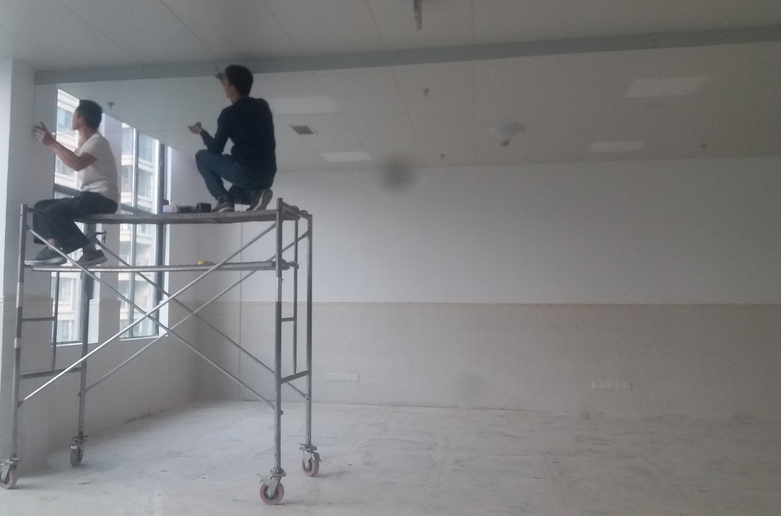 擋煙垂壁施工現(xiàn)場(chǎng)